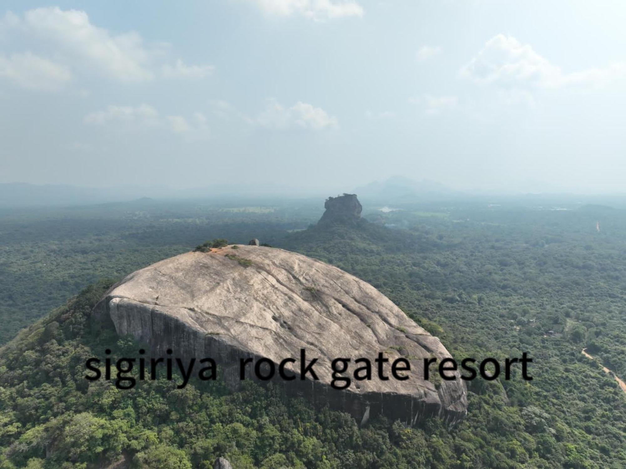 Sigiriya Rock Gate Resort Buitenkant foto