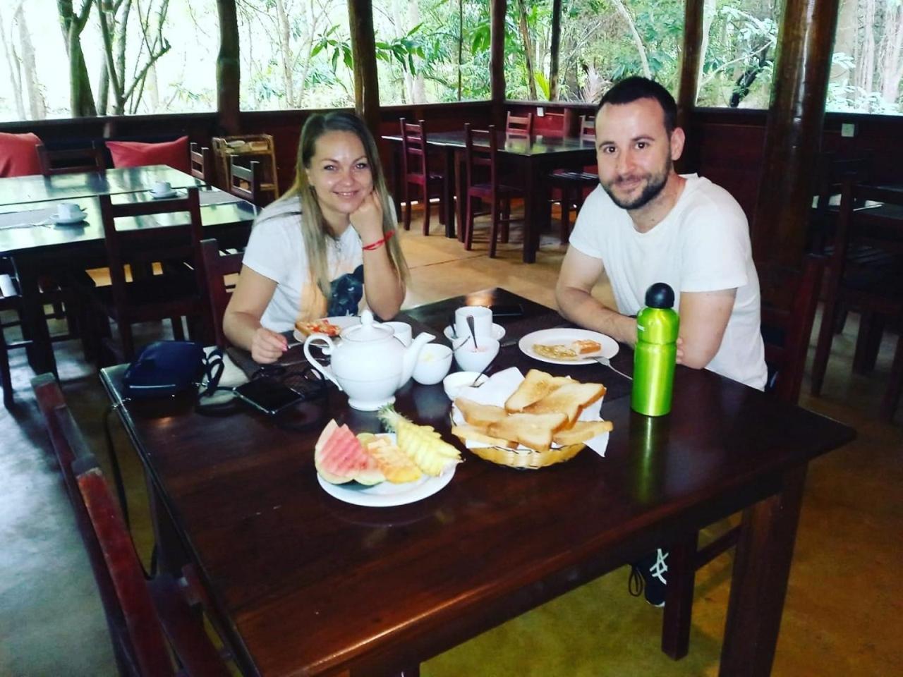 Sigiriya Rock Gate Resort Buitenkant foto